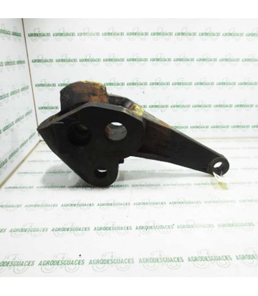 Enganche izquierdo brazo de tiro usado Case 1347900C2