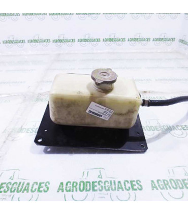 Depósito expansión radiador usado Massey Ferguson 3810567M3