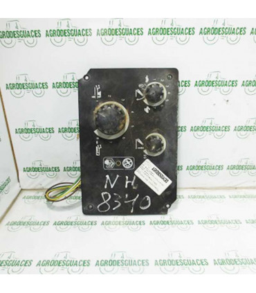 Mando de control usado New Holland 82012697