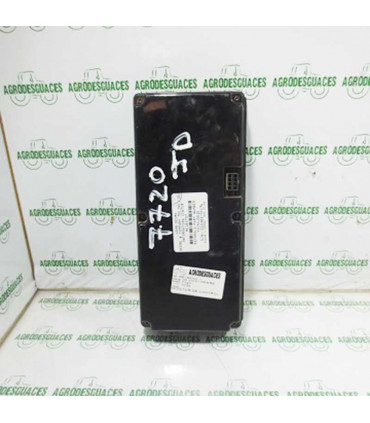 Monitor de control usado John Deere RE183707