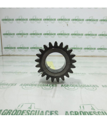Piñón Con Almenas TDF Usado Massey Ferguson 3583758M2