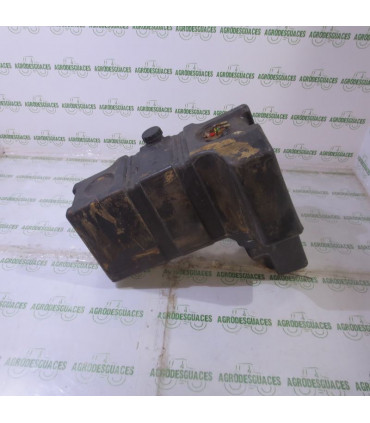 Deposito De Combustible Usado Massey Ferguson 3530724M95