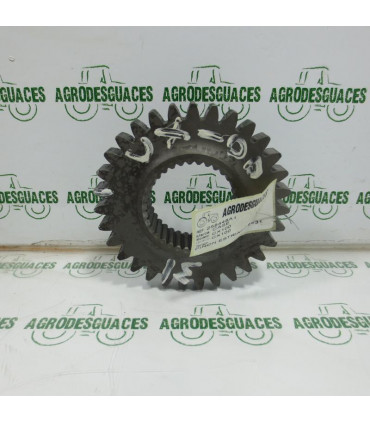 Piñón Estriado Usado Case 258448A1