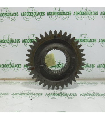Piñón Estriado Usado Case 258450A1