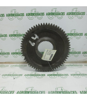 Piñón Estriado Usado Case 258452A1