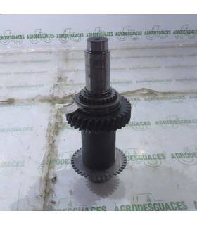 Piñón Impulsor Salida TDF Usado John Deere R183245