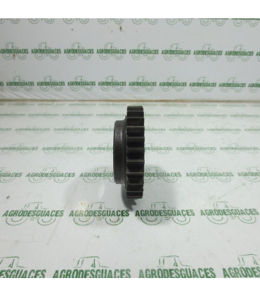 Piñón Estriado Con Cuello Usado Massey Ferguson 3599036M1