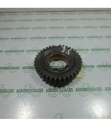 Piñón Estriado Cuello Ancho Usado Massey Ferguson 3599416M1