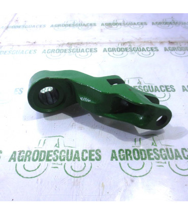 Brazo de dirección izquierdo usado John Deere L57015