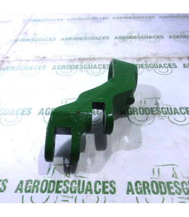 Brazo de dirección izquierdo usado John Deere L57015