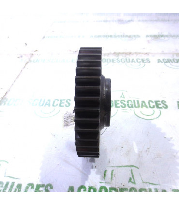 Piñón estriado 40T usado John Deere ER120933