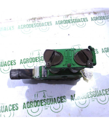 Válvula distribuidor usada John Deere AL180451