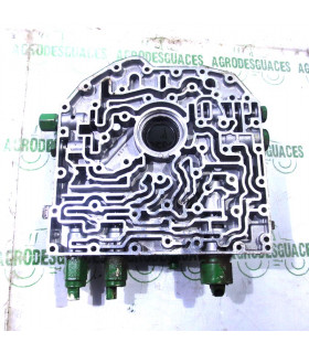 Tapa inversor Hidráulico usado John Deere RE332664
