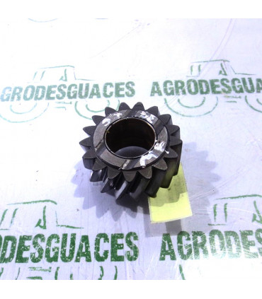 Piñón sincronizado Usado Massey Ferguson 3380917M93