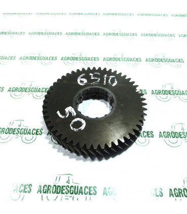 Piñón estriado T50 usado John Deere L152564