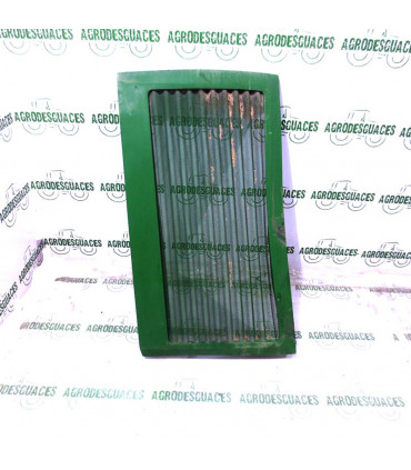 Rejilla lateral izquierda usada John Deere RE62714