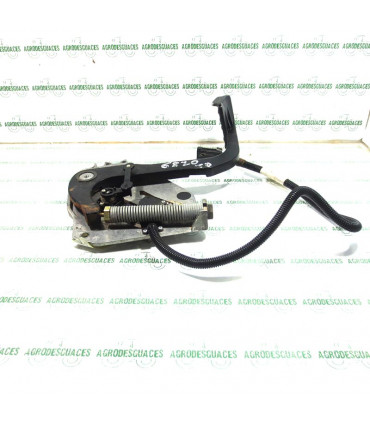 Pedal embrague y potenciómetro usado John Deere