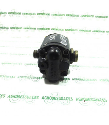 Bomba transmisión usada Deutz 04411041