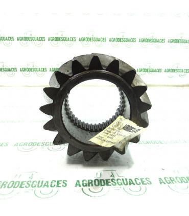 Piñón estriado usado John Deere R71317