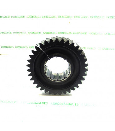 Piñón estriado T35 usado Massey Ferguson 3618934M6