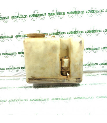 Depósito limpiaparabrisas usado Valtra V30184500