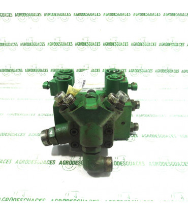 Bloque válvulas suspensión TLS usado John Deere AL176000
