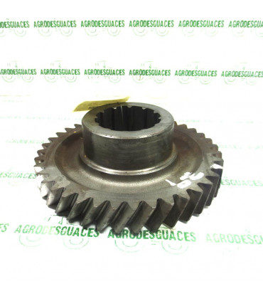 Piñón estriado T39 usado John Deere R159373