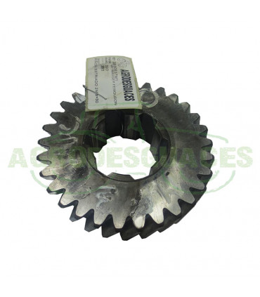Piñón estriado M2 T30 usado Massey Ferguson 3530537M1