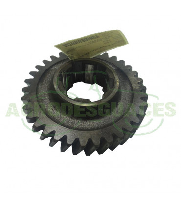 Piñón estriado M3 T34 usado Massey Ferguson 3530538M1