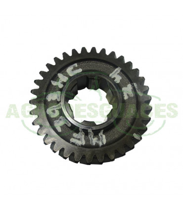 Piñón estriado M3 T34 usado Massey Ferguson 3530538M1