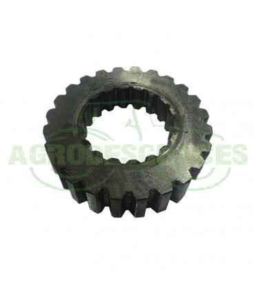 Piñón carrete RM y 2R usado Massey Ferguson 3530565M1