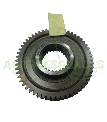 Piñón estriado T55 usado Massey Ferguson 3534343M1