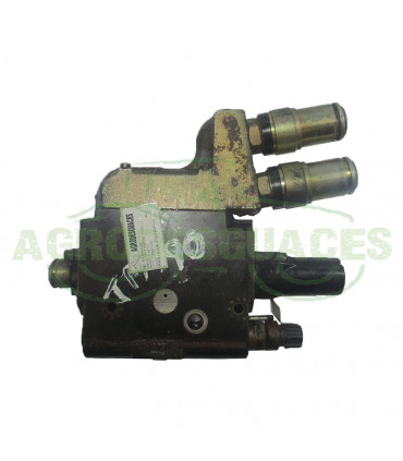 Válvula distribuidor usada New Holland 5195165