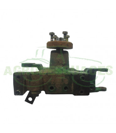 Soporte ventilador usado John Deere AL169607