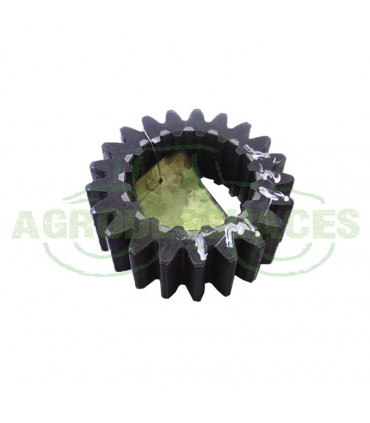 Piñón estriado 21T usado New Holland 5160404