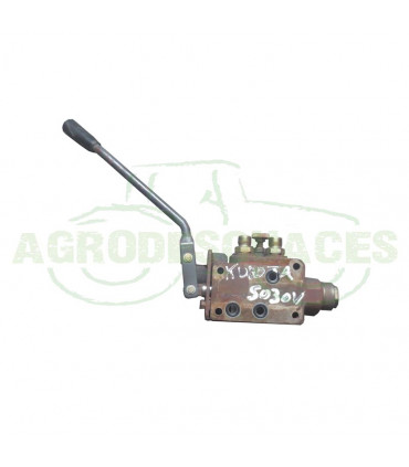 Válvula distribuidor usada Kubota 99883-93110