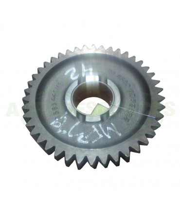 Piñón sincronizado T42 usado Massey Ferguson 1686467M91