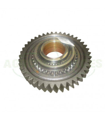 Piñón sincronizado T42 usado Massey Ferguson 1686467M91