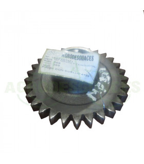 Piñón estriado con cuello T29 usado Tractor Massey Ferguson 1692497M1
