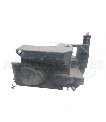 Depósito combustible usado John Deere RE257697