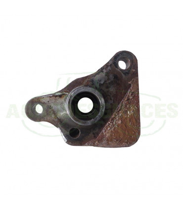 Soporte eje palpador izquierdo usado Kubota 3E221-93033
