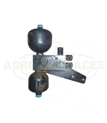 VÁLVULA DE SUSPENSIÓN EJE DELANTERO USADA DEUTZ 04455149/40