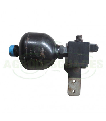 Depósito liquido de frenos usado tractor New Holland