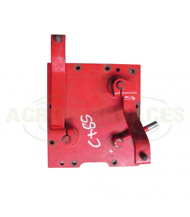 Tapa palancas usada tractor McCormick 257285A3
