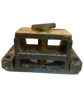 Soporte Y Bulón Usado Tripa Barra De Tiro Para Tractor New Holland